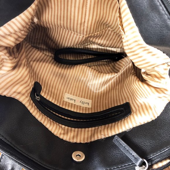 Kelly & Katie Black and White Floral Handbag - Picture 4 of 9